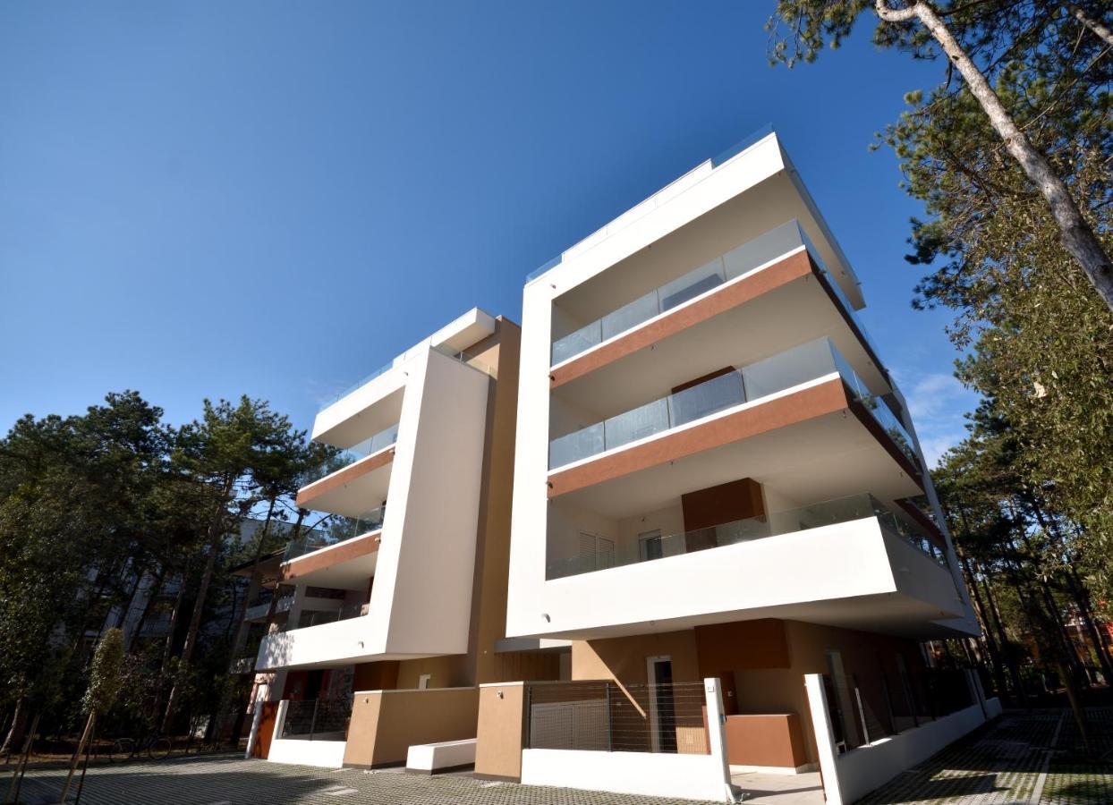 Iris Suite Bibione Exterior photo