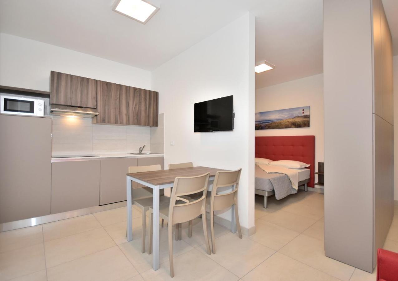 Iris Suite Bibione Exterior photo